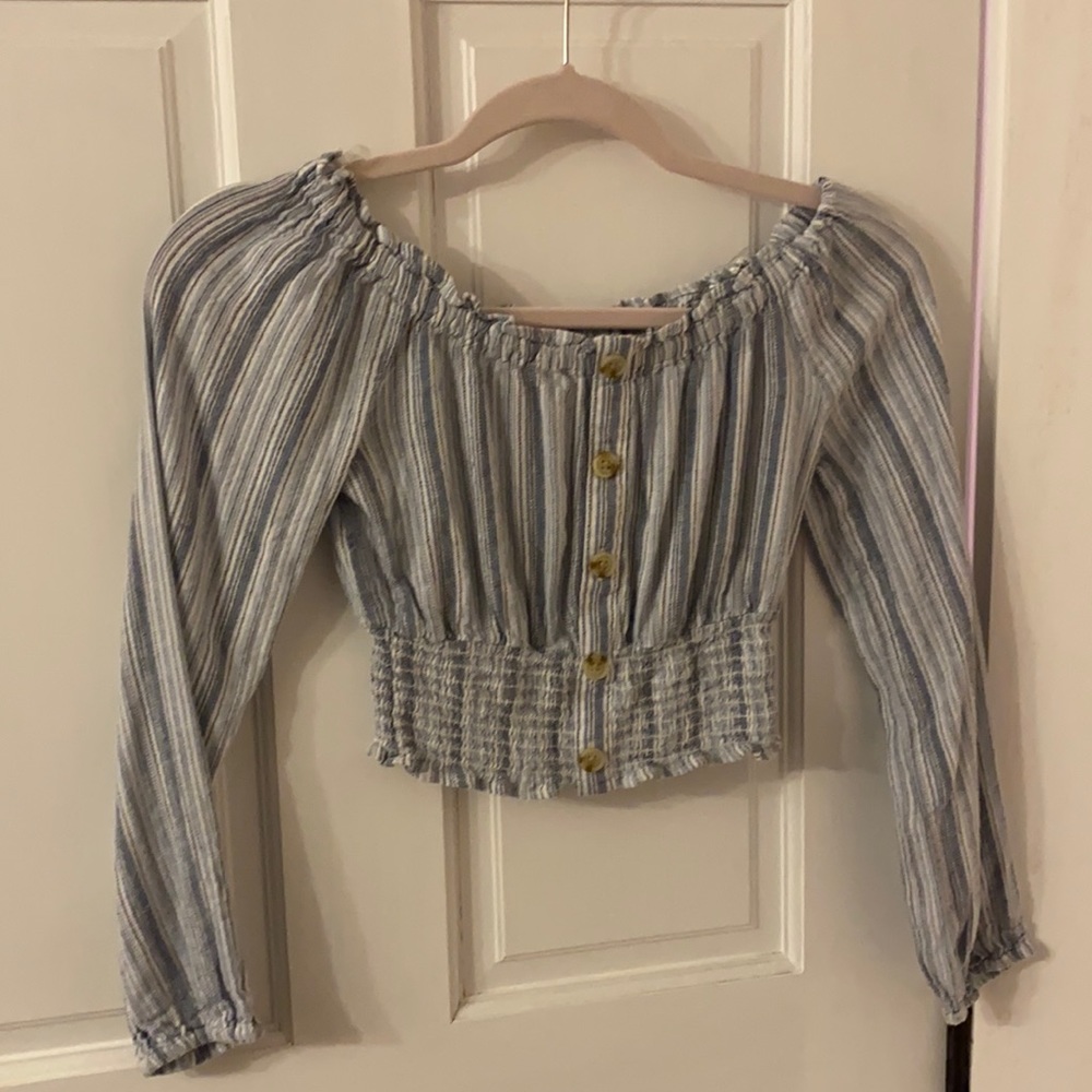 New Aeropostale cropped long sleeve